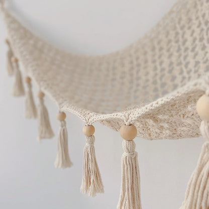 Hamaca de juguete de macramé